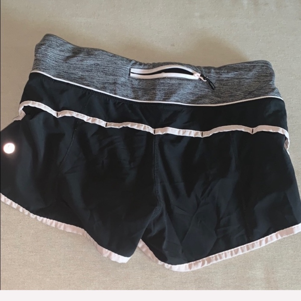 RARE lulu lemon shorts 🍋